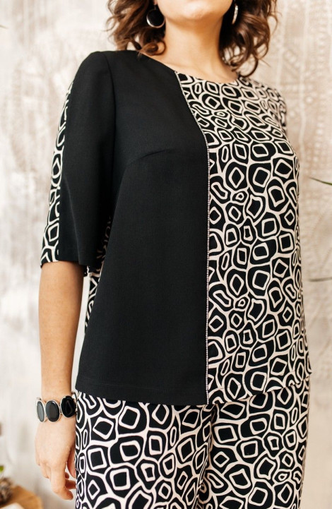 Женский комплект с верхней одеждой Romanovich Style 2-2491 черный/белый