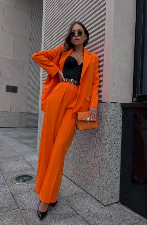Брючный костюм Continental Fashion 0211-01/1 оранжевый