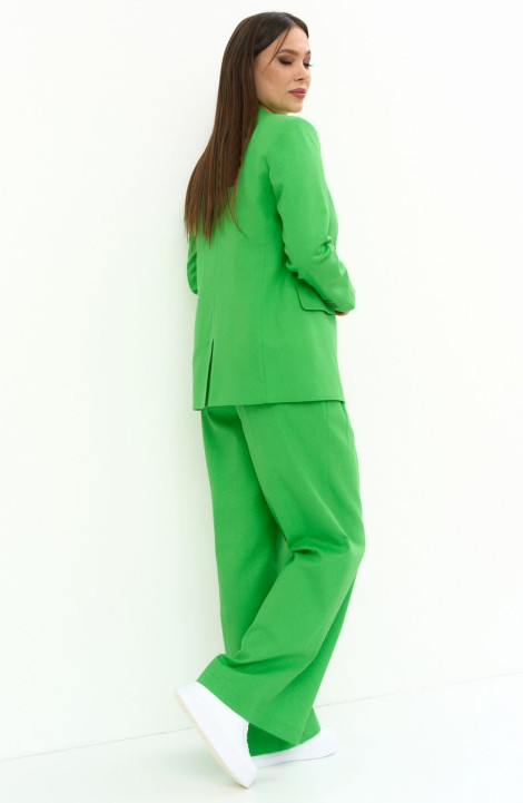 Брючный костюм Магия моды 2224 зеленый