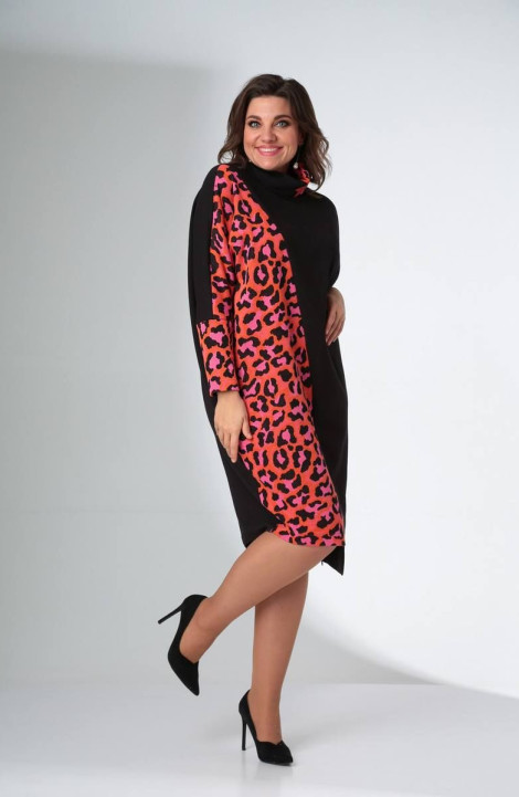 Трикотажное платье LadisLine 1422 розовый_леопард+черный