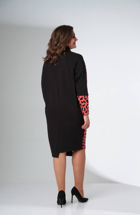 Трикотажное платье LadisLine 1422 розовый_леопард+черный