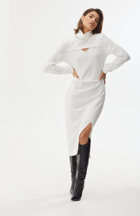 Трикотажное платье NiV NiV fashion 2469 белый