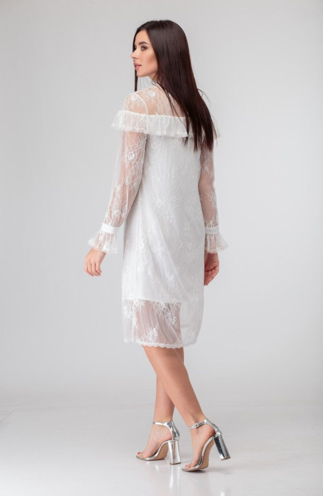 Трикотажное платье Anelli 684 белый